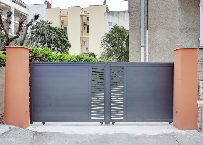 L\'Amandine ,45 m2 terrasse et garage centre ville